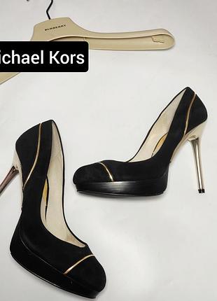 Туфлі жіночі чорні на високих золотих підборах від бренду michael kors 40
