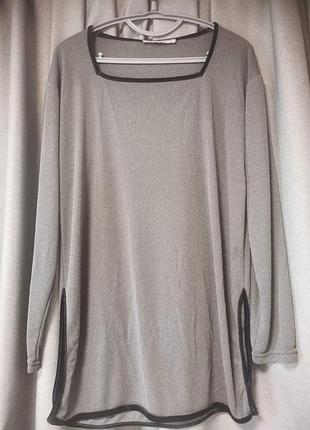 Серая трикотажная туника oversize с бархатной окантовкой