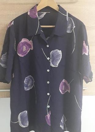 U.k.
48/ 4xl/ 56
 ( батал)
женская блуза рубашка с короткими рукавами и пуговицами по всей длине
производитель u.k.
идеальное состояние (срезанная бирка бренда)