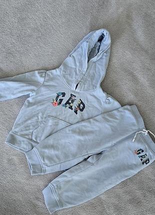 Костюм gap