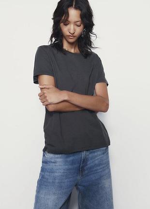 Базова футболка zara