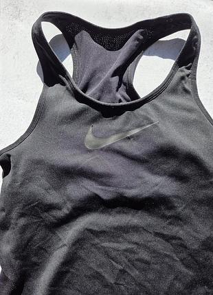 Майка жіноча nike чорна