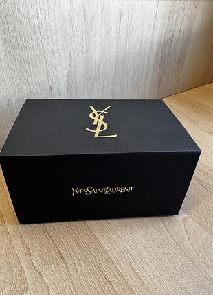 Подарункова коробка yves saint laurent оригінал
