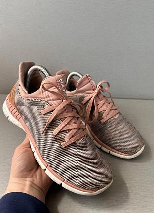 Кросівки reebok print 37 розмір