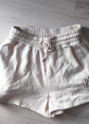 Шорти хс-с