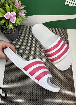 Оригінальні шльопанці adidas