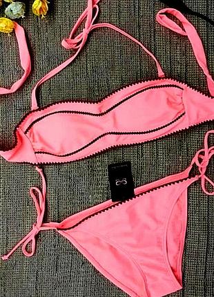 Роздільний купальник бандо з чашками hunkemoller