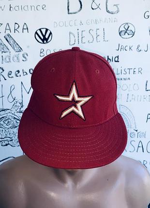 Бейсболка new era