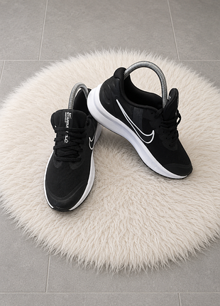 Жіночі кросівки оригінал бренд nike р. 37.5 устілка 24.5
