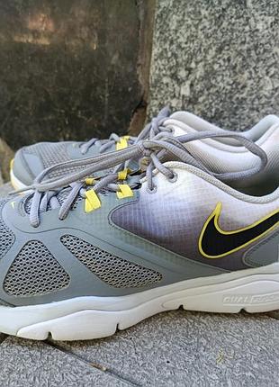 Nike dual fusion tr 5 premium: легкость и энергия