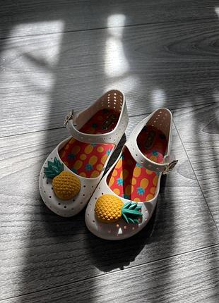 Туфлі mini melissa