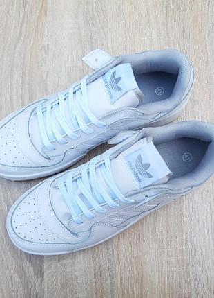 Adidas forum low білі на бежевій шкіра
