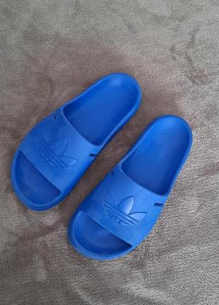 36р-шльопанці adidas