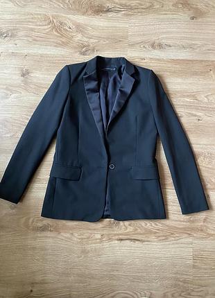Піджак чорний класичний zara
