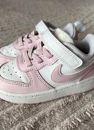 Дитячі кросівки бренду nike розмір 22