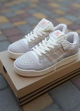 Adidas forum low сірі золотий знак замша топ