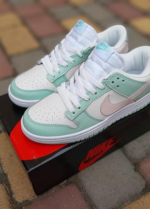 Nike sb dunk low білі зі світло зеленим шкіра топ фірмові коробки супер ціна