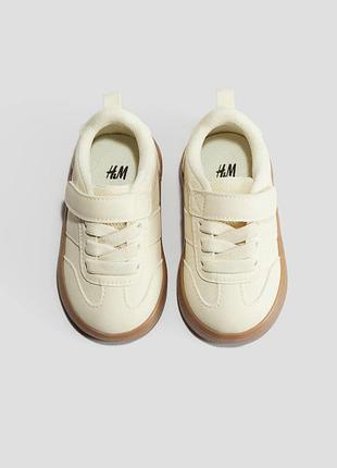 Кросівки h&m