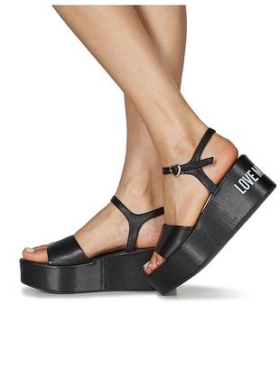 Босоніжки moschino р.40