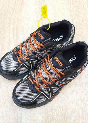 Asics gel-kahana 8 сірі з чорним та помаранчевим комбматеріали топ