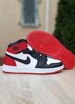 Мужские кроссовки nike air jordan 1 retro белые с чёрным и красным