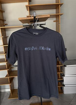 Чоловіча футболка calvin klein