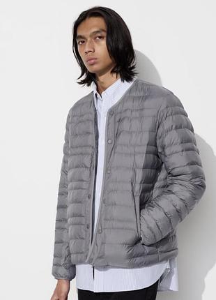 Компактна куртка uniqlo puffertech compact jacket , яка складається в мішечок