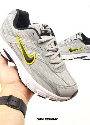 Nike initiator сірі комбіновані матеріалигортекс термо єврозима