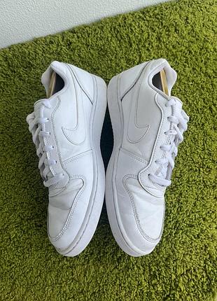 Кросівки nike 4