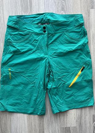 Женские треккинговые шорты vaude softshell с технологией windproof 80