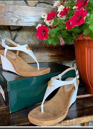 Босоніжки lauren ralph lauren 39p.