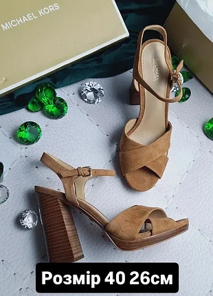 Michael kors оригінал замшеві босоніжки на широких підборах