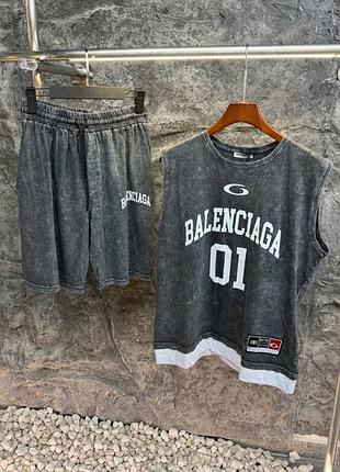 Літній костюм