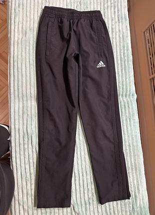 Штани adidas