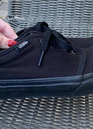 Чорні кеди на хлопчика vans 7