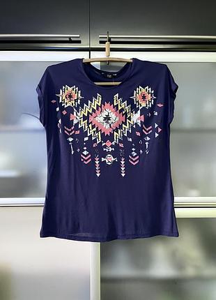 F&f жіноча нова ошатна футболка, блузка, синя з красивим прінтом