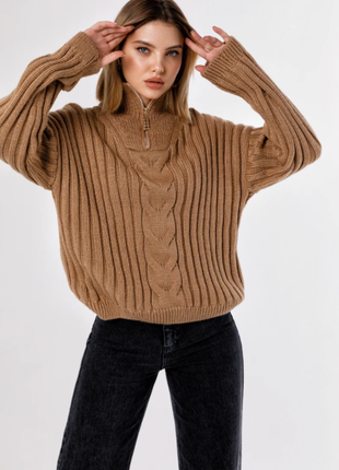 Трендовый шерстяной свитер 4