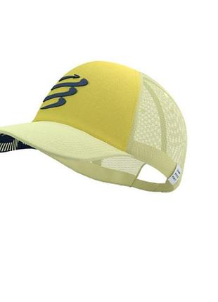 Кепка compressport trucker 2025 с изогнутым козырьком, сетчатая, цвет maize/elf yellow