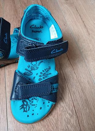 Босоножки clarks. р 27 по стельке 17,5 см.