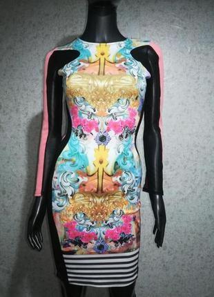 Cексуальное,прозрачное в рукавах и по бокам, облегающее платье.