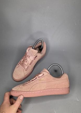Женские кроссовки puma suede heart satin