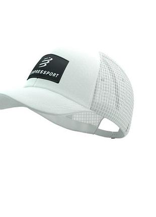 Сетчатая кепка compressport trucker 6p cap 2025, цвет sugar