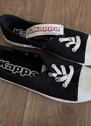 Півкеди жіночі карра