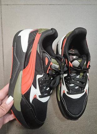 Продам фирменные кроссовки puma