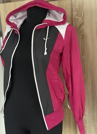 Вітровка nike оригінал жіноча