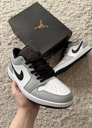 Кросівки air jordan 1 low light smoke grey 553558-030
