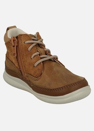 Чоботи clarks 4