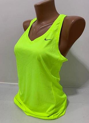 Жіноча майка nike