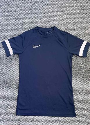 Мужская спортивная футболка nike