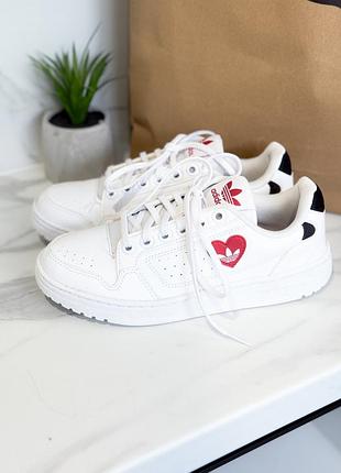 Кросівки рр 36 adidas
